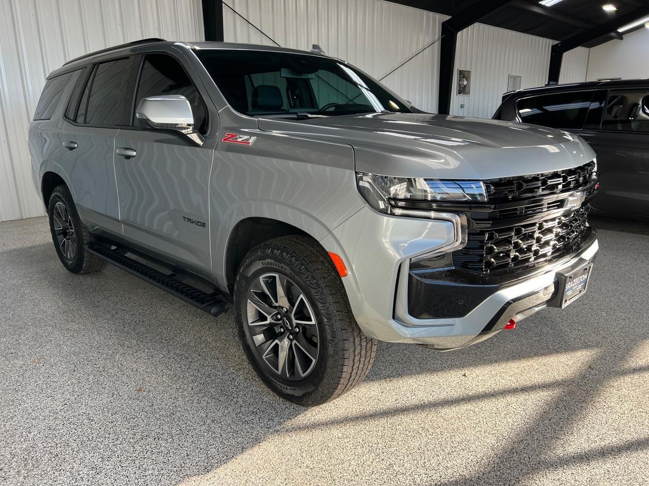 2023 Chevrolet Tahoe Z71, Luxury Pkg, Pano Roof, Buckets, Power Center Console Houston TX