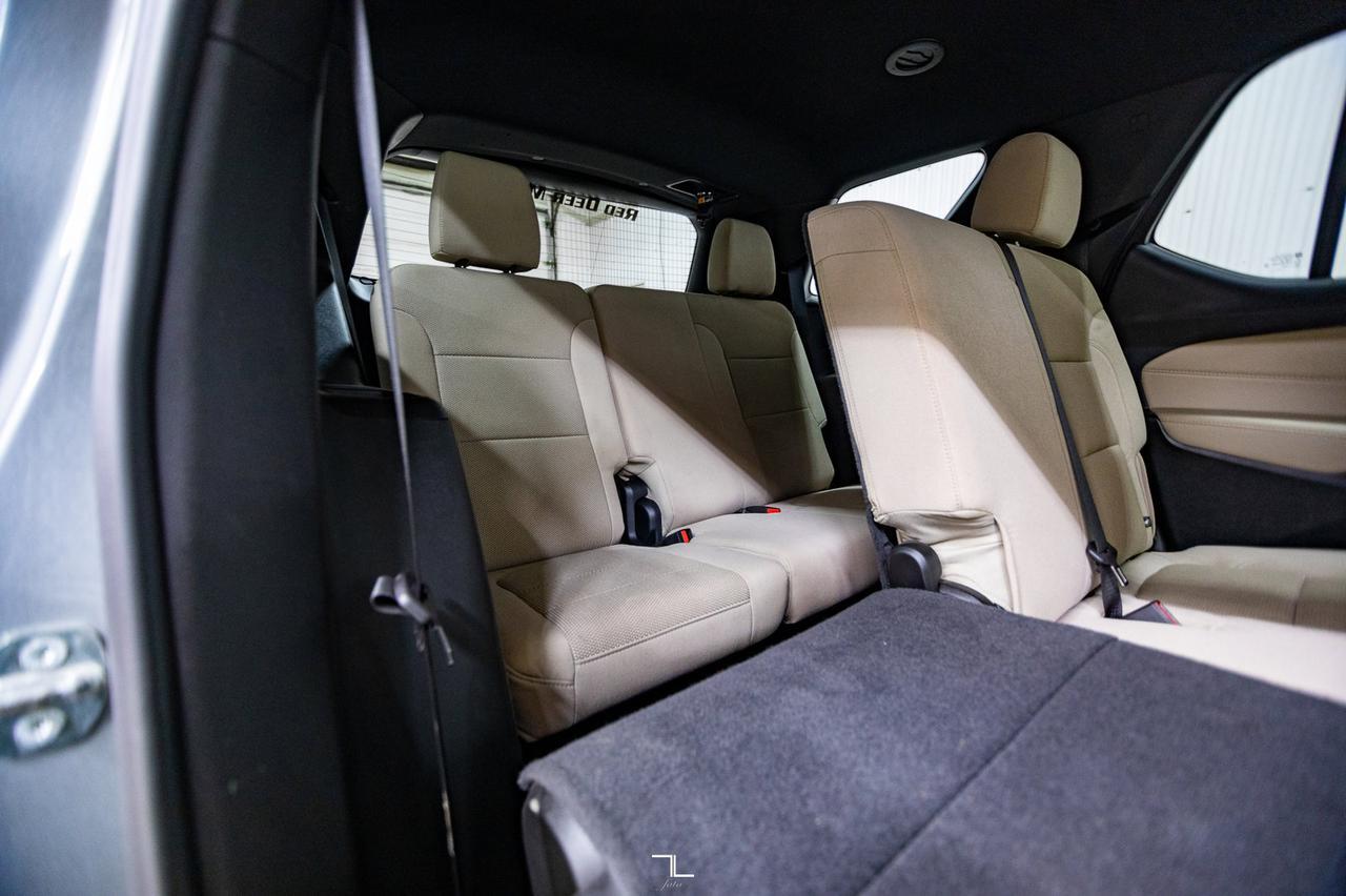 2023 Chevrolet Traverse AWD LS PSeat BCam 8 Passenger Red Deer AB