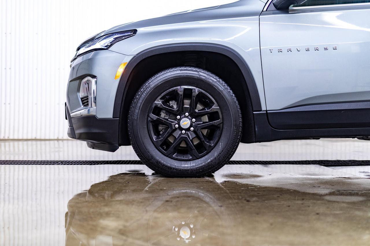 2023 Chevrolet Traverse AWD LS PSeat BCam 8 Passenger Red Deer AB