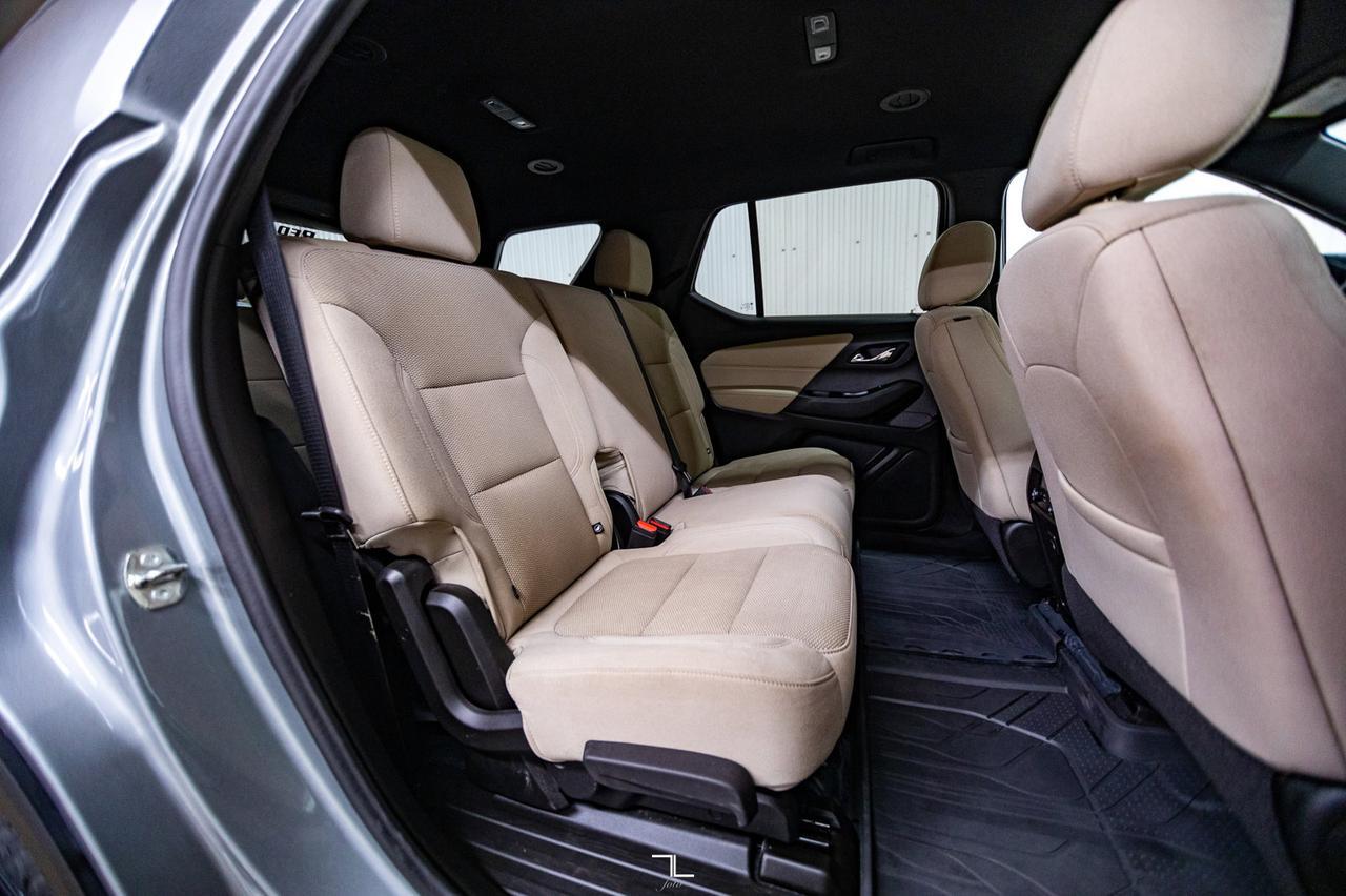 2023 Chevrolet Traverse AWD LS PSeat BCam 8 Passenger Red Deer AB