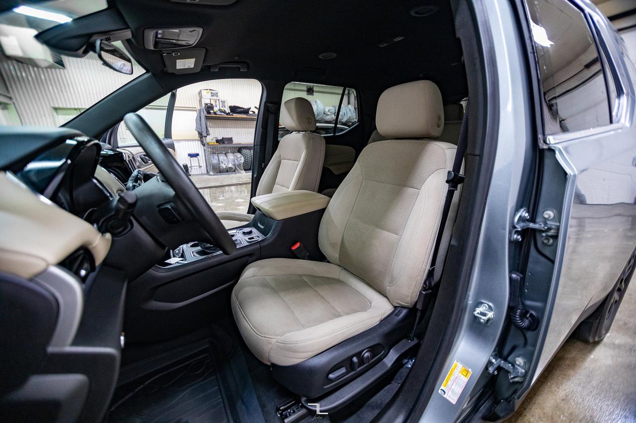 2023 Chevrolet Traverse AWD LS PSeat BCam 8 Passenger Red Deer AB