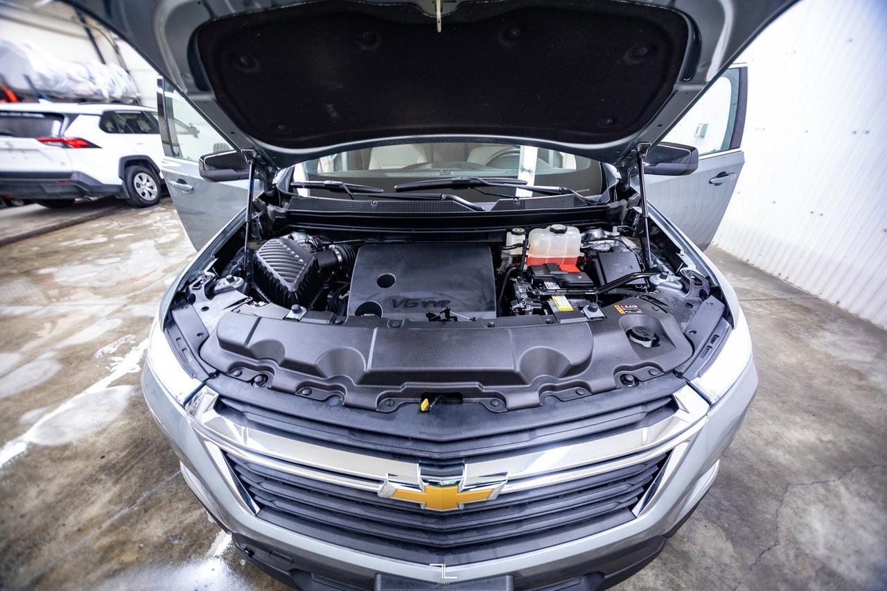 2023 Chevrolet Traverse AWD LS PSeat BCam 8 Passenger Red Deer AB