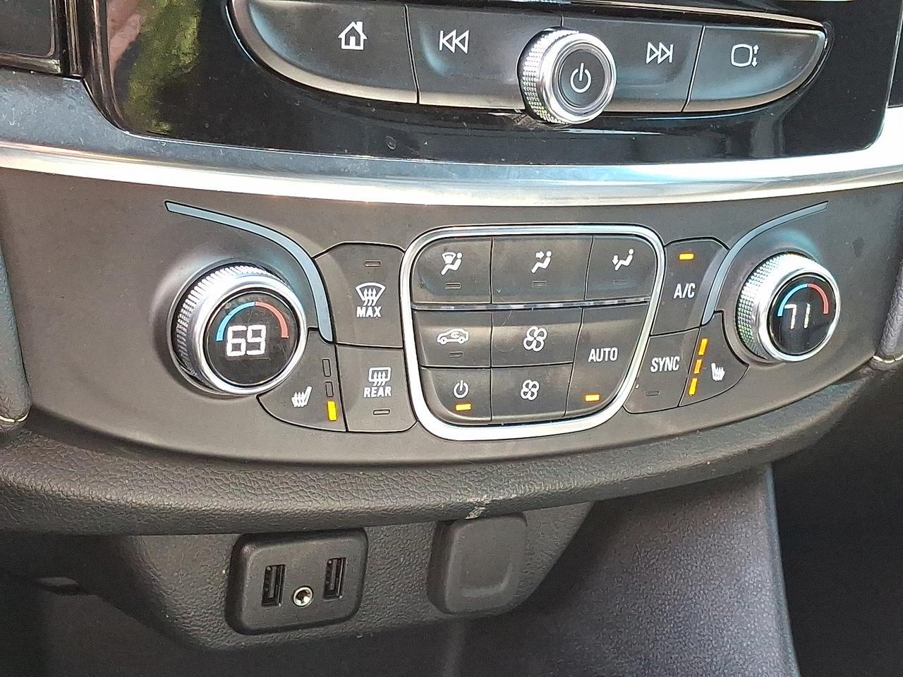 2023 Chevrolet Traverse AWD LT Leather Allentown PA