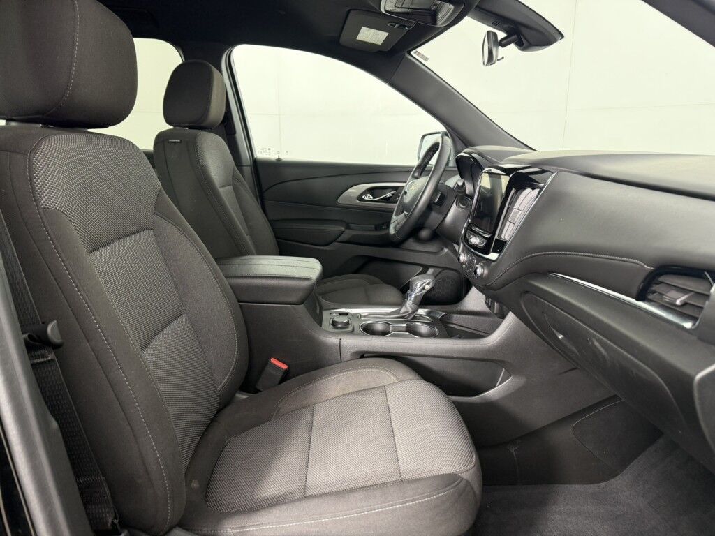 2023 Chevrolet Traverse FWD 4dr LT Cloth w/1LT Maumee OH