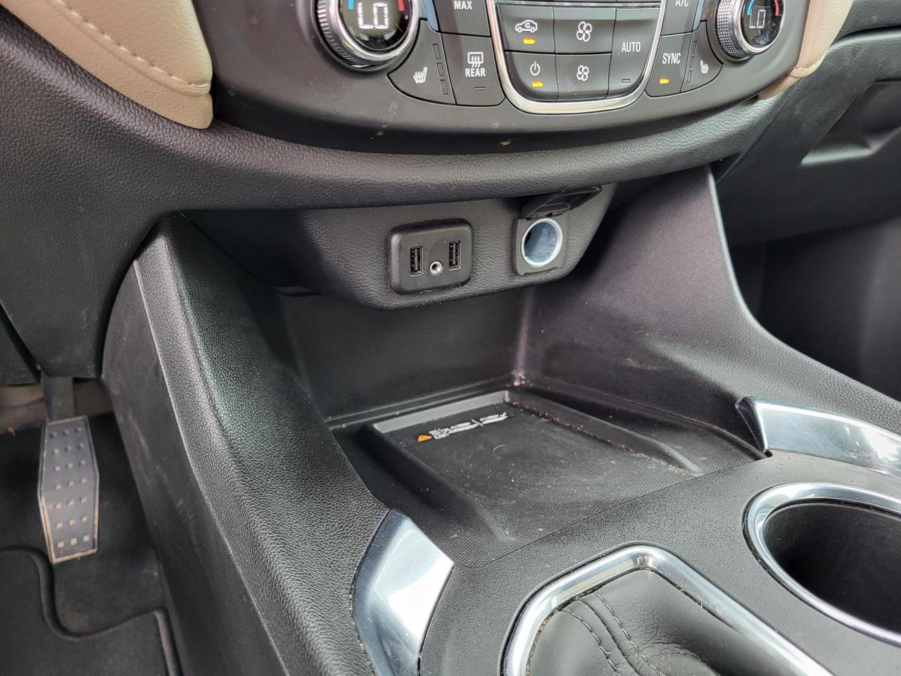 2023 Chevrolet Traverse FWD 4dr LT Leather Beeville TX