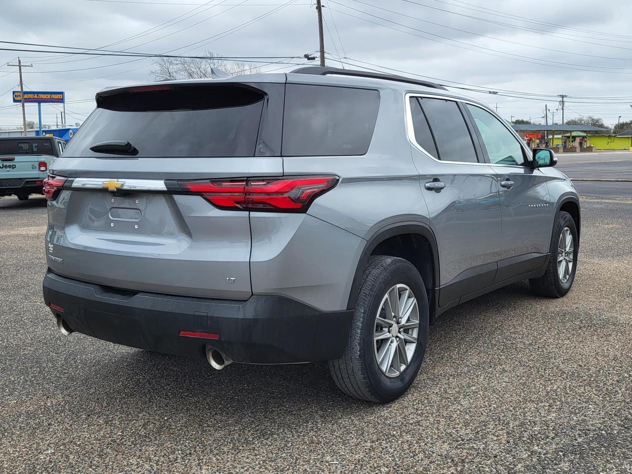 2023 Chevrolet Traverse FWD 4dr LT Leather
