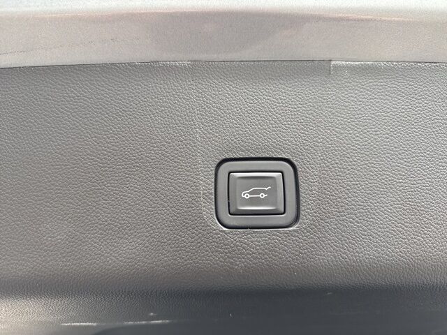 2023 Chevrolet Traverse High Country  TX