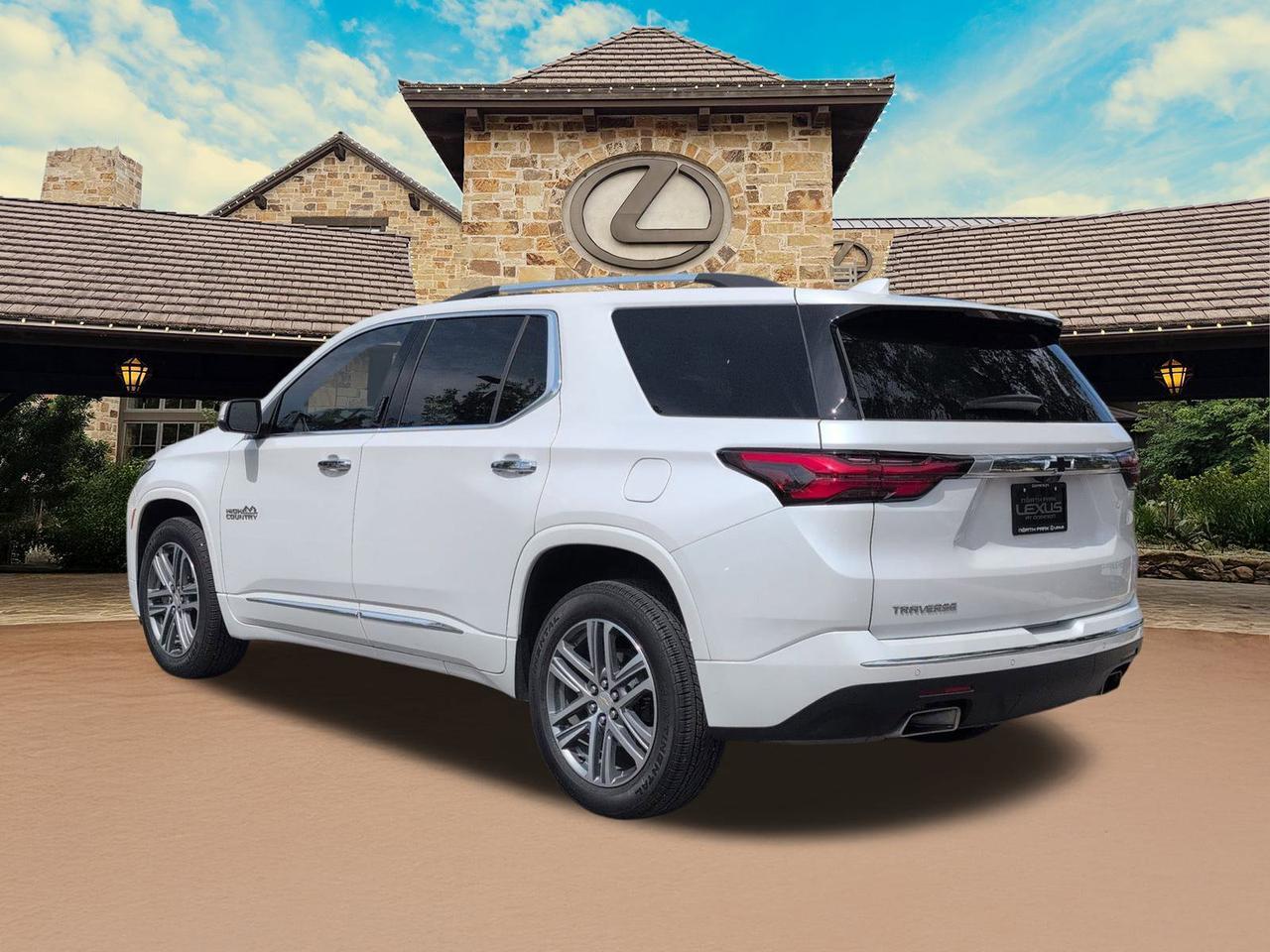 2023 Chevrolet Traverse High Country