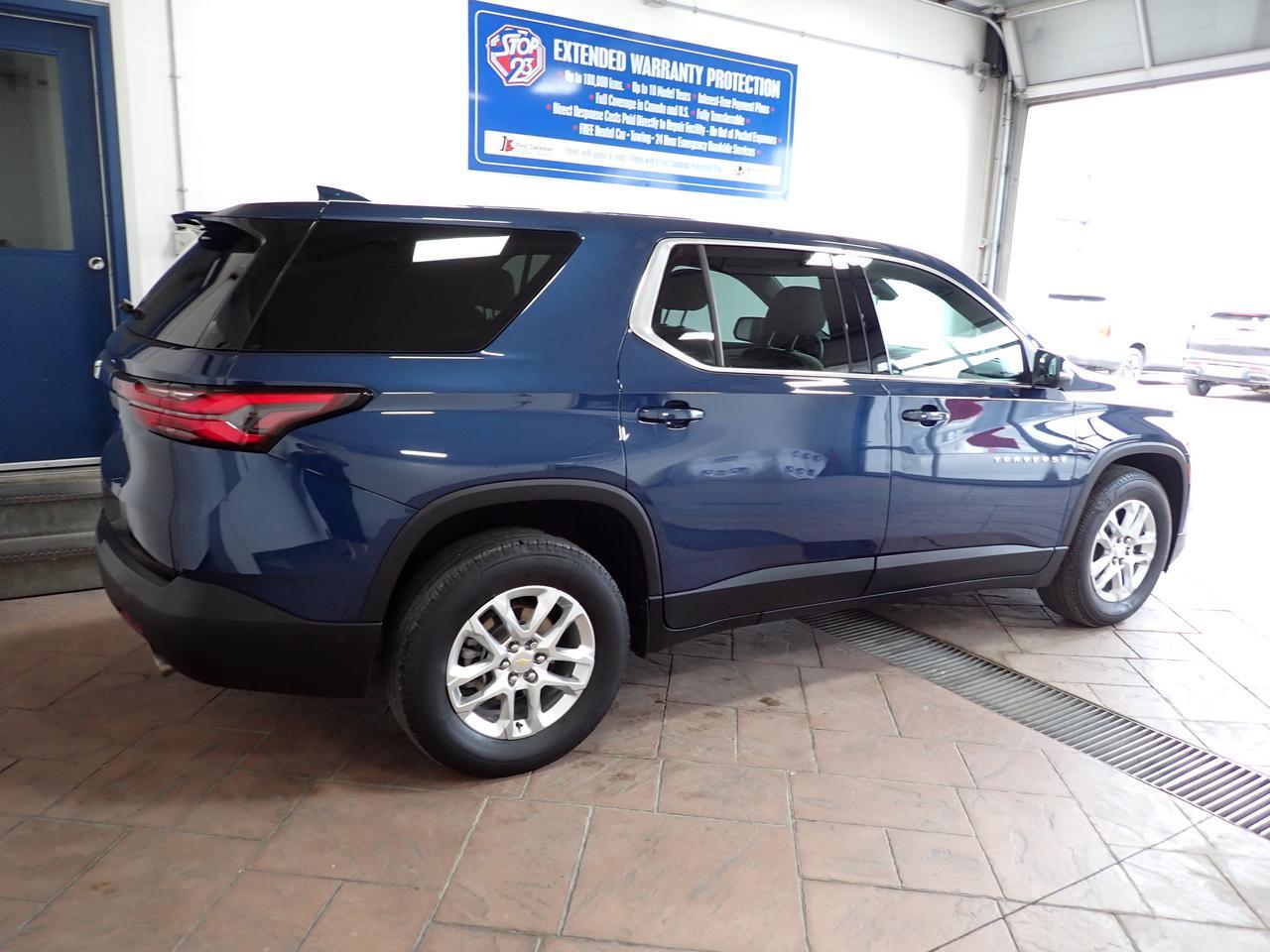 2023 Chevrolet Traverse LS AWD 4DR 8 PASS Listowel ON