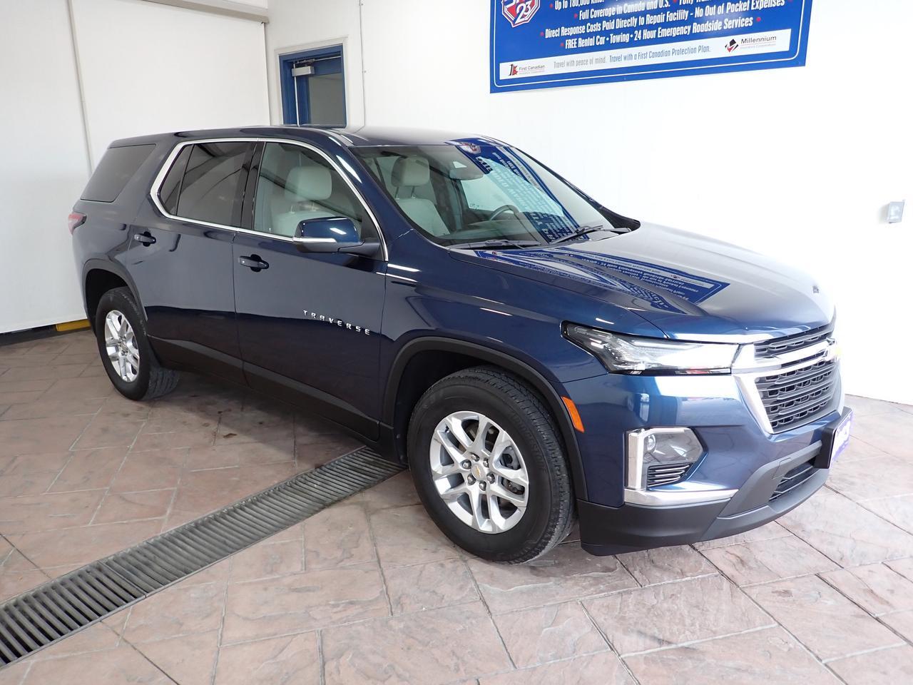 2023 Chevrolet Traverse LS AWD 4DR 8 PASS
