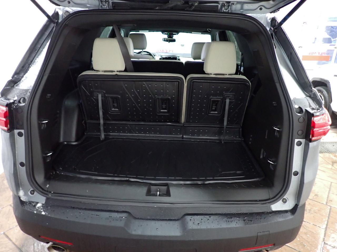 2023 Chevrolet Traverse LS AWD 4DR Listowel ON