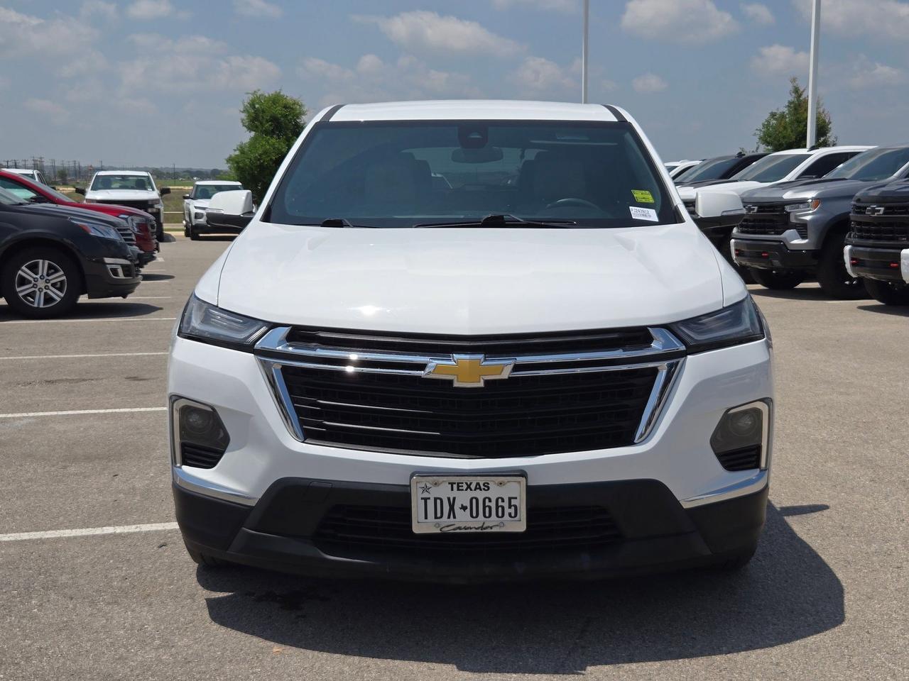 2023 Chevrolet Traverse LS Castroville TX