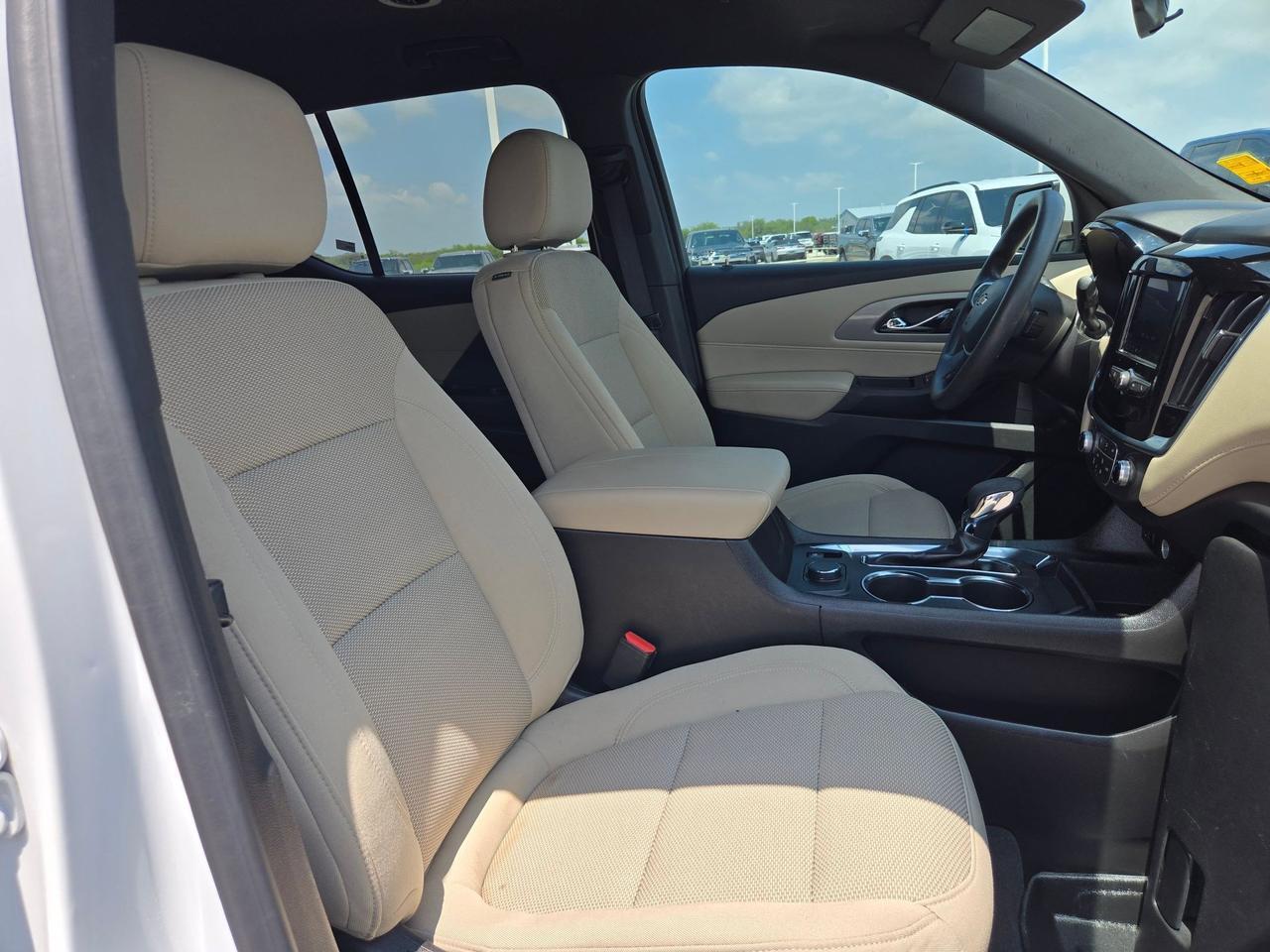 2023 Chevrolet Traverse LS Castroville TX