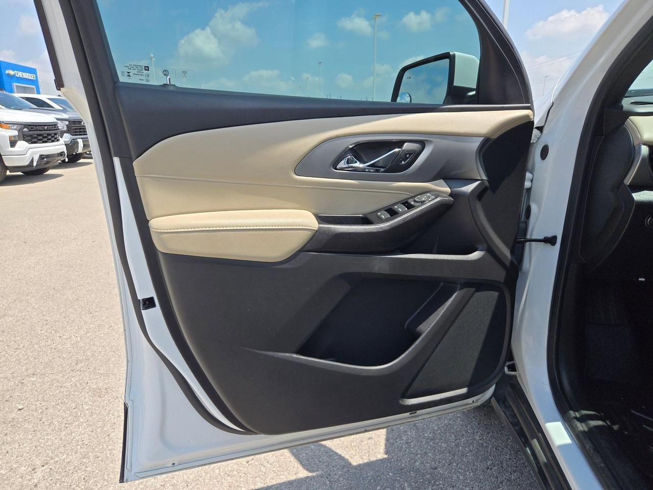 2023 Chevrolet Traverse LS Castroville TX