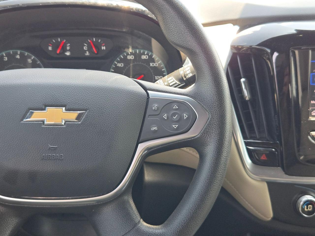 2023 Chevrolet Traverse LS Castroville TX