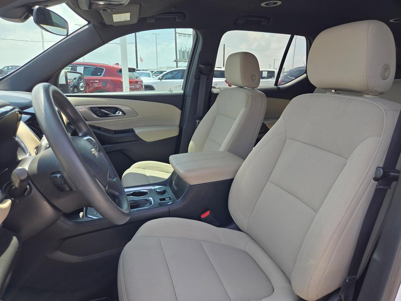 2023 Chevrolet Traverse LS Castroville TX