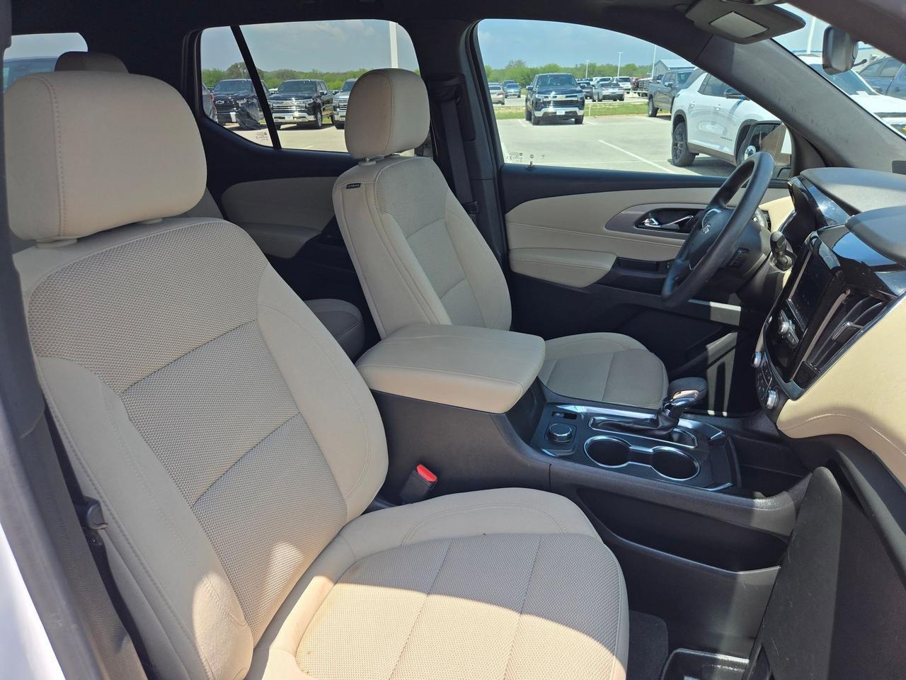 2023 Chevrolet Traverse LS Castroville TX