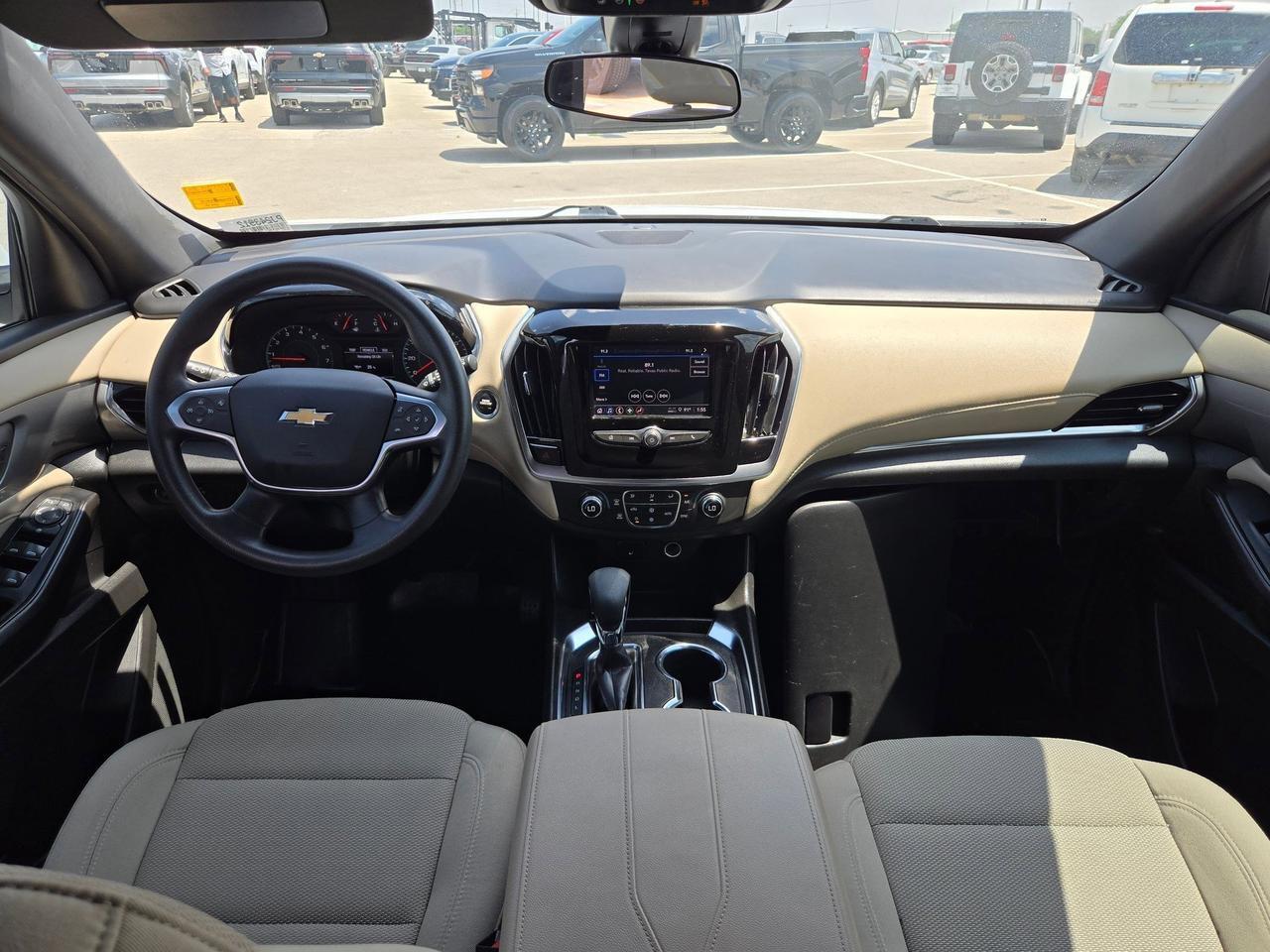 2023 Chevrolet Traverse LS Castroville TX