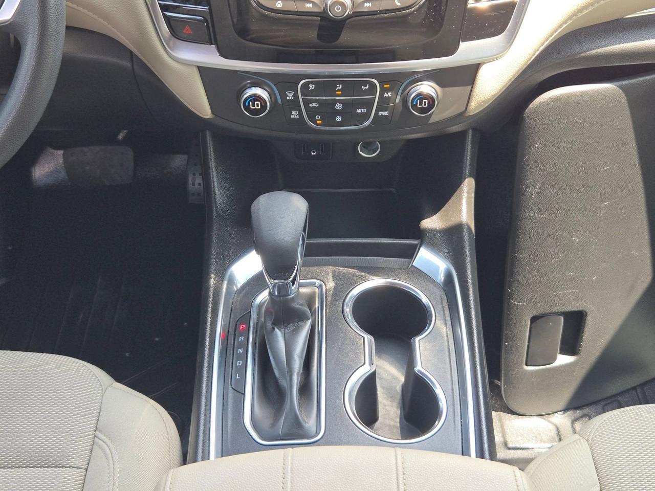 2023 Chevrolet Traverse LS Castroville TX