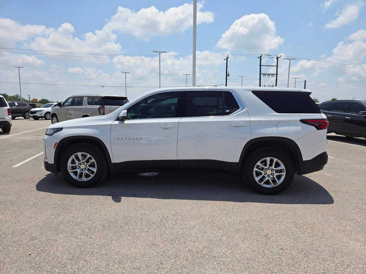 2023 Chevrolet Traverse LS Castroville TX