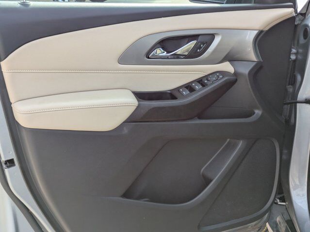 2023 Chevrolet Traverse LS Castroville TX