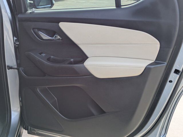 2023 Chevrolet Traverse LS Castroville TX