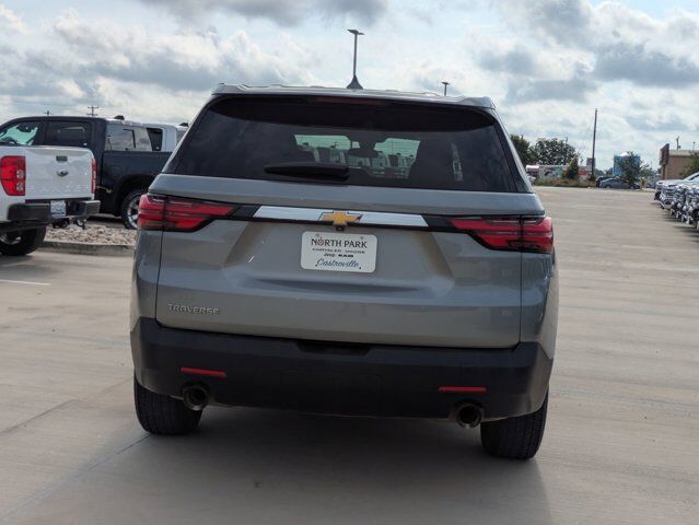 2023 Chevrolet Traverse LS Castroville TX