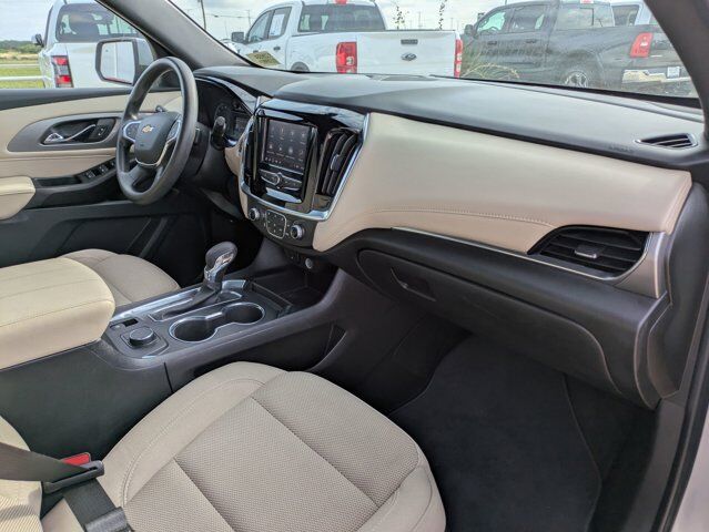 2023 Chevrolet Traverse LS Castroville TX