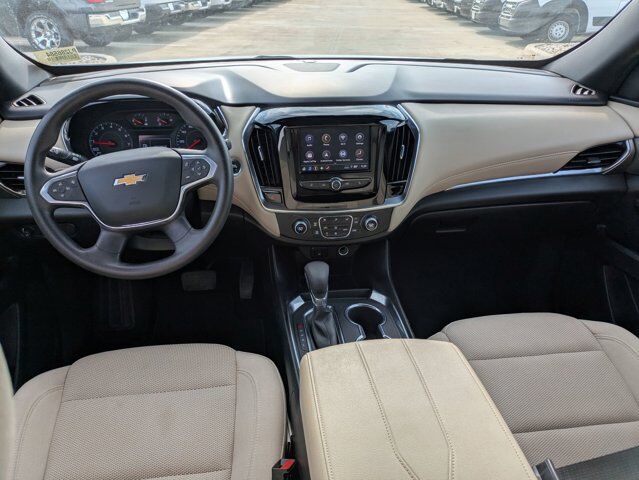 2023 Chevrolet Traverse LS Castroville TX