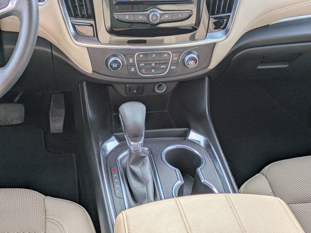 2023 Chevrolet Traverse LS Castroville TX