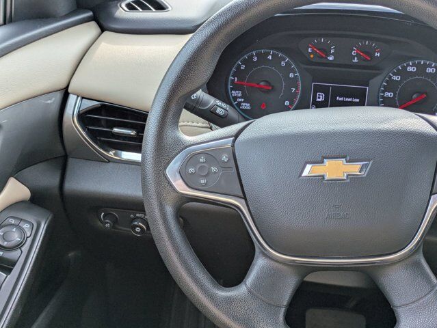 2023 Chevrolet Traverse LS Castroville TX