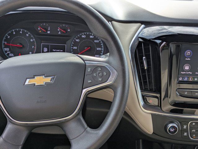 2023 Chevrolet Traverse LS Castroville TX