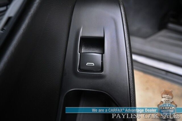 2023 Chevrolet Traverse LT / AWD / Auto Start / Power & Heated Leather Seats / Heated Steering Wheel / Lane Departure & Blind Spot / Rear Captain Chairs / 3rd Row / Apple CarPlay & Android Auto / Back Up Camera / 1-Owner Anchorage AK