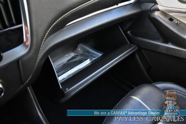 2023 Chevrolet Traverse LT / AWD / Auto Start / Power & Heated Leather Seats / Heated Steering Wheel / Lane Departure & Blind Spot / Rear Captain Chairs / 3rd Row / Apple CarPlay & Android Auto / Back Up Camera / 1-Owner Anchorage AK