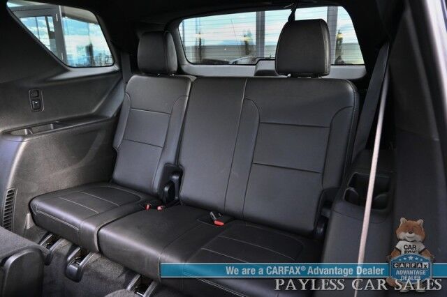 2023 Chevrolet Traverse LT / AWD / Auto Start / Power & Heated Leather Seats / Heated Steering Wheel / Lane Departure & Blind Spot / Rear Captain Chairs / 3rd Row / Apple CarPlay & Android Auto / Back Up Camera / 1-Owner Anchorage AK