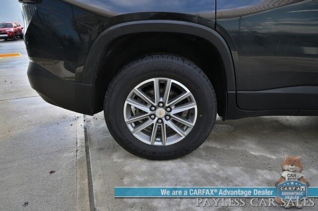 2023 Chevrolet Traverse LT / AWD / Auto Start / Power & Heated Leather Seats / Heated Steering Wheel / Lane Departure & Blind Spot / Rear Captain Chairs / 3rd Row / Apple CarPlay & Android Auto / Back Up Camera / 1-Owner Anchorage AK