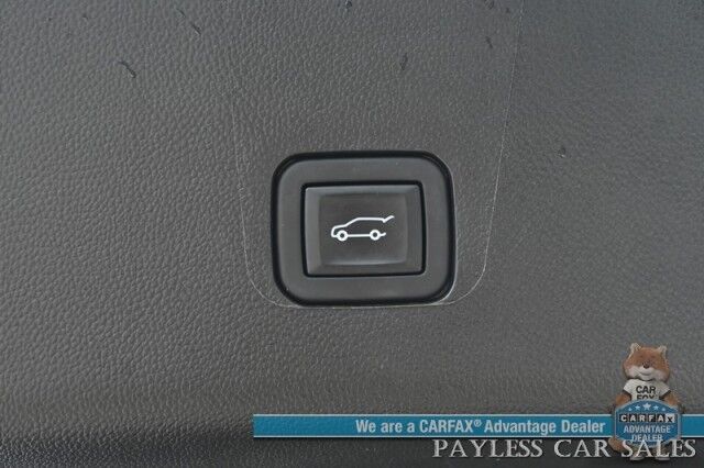 2023 Chevrolet Traverse LT / AWD / Auto Start / Power & Heated Leather Seats / Heated Steering Wheel / Lane Departure & Blind Spot / Rear Captain Chairs / 3rd Row / Apple CarPlay & Android Auto / Back Up Camera / 1-Owner Anchorage AK