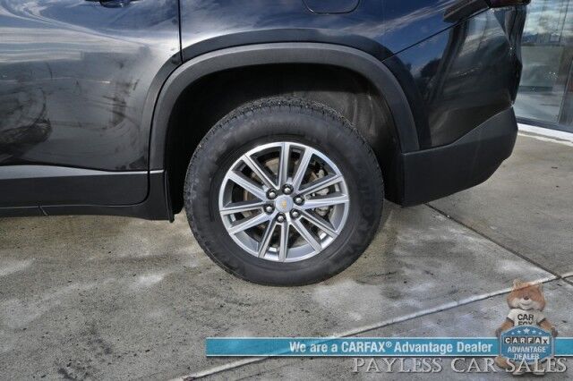 2023 Chevrolet Traverse LT / AWD / Auto Start / Power & Heated Leather Seats / Heated Steering Wheel / Lane Departure & Blind Spot / Rear Captain Chairs / 3rd Row / Apple CarPlay & Android Auto / Back Up Camera / 1-Owner Anchorage AK