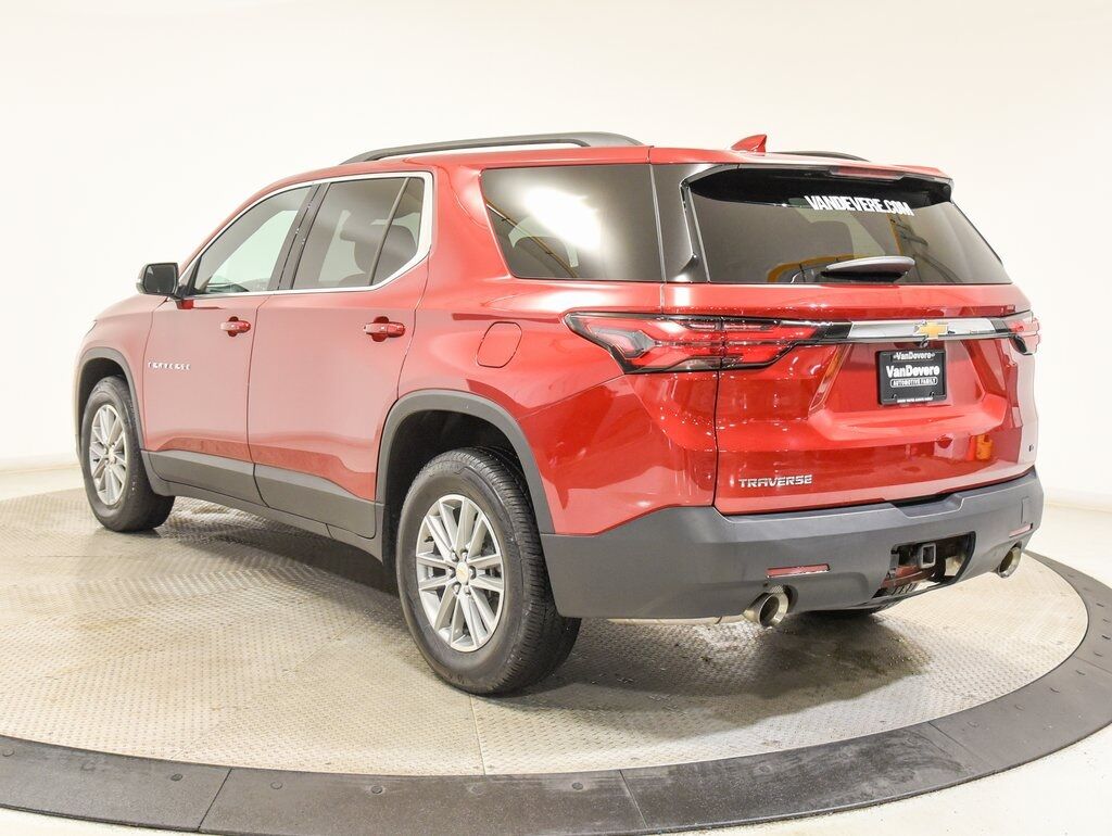 2023 Chevrolet Traverse LT Akron