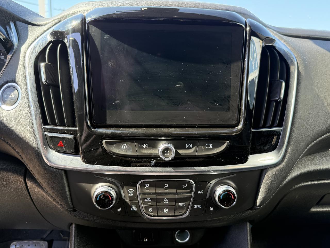 2023 Chevrolet Traverse LT Cloth AWD | Low KMs | V6 | Premium Cloth | Heated Seats | 8IN Touchscreen | Chevrolet Infotainmen Redwater AB