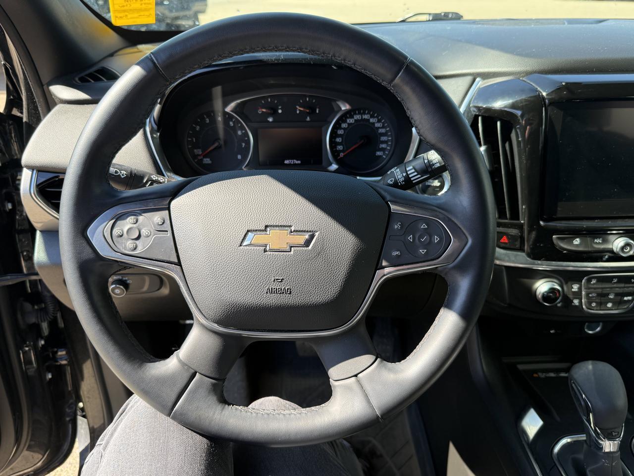 2023 Chevrolet Traverse LT Cloth AWD | Low KMs | V6 | Premium Cloth | Heated Seats | 8IN Touchscreen | Chevrolet Infotainmen Redwater AB