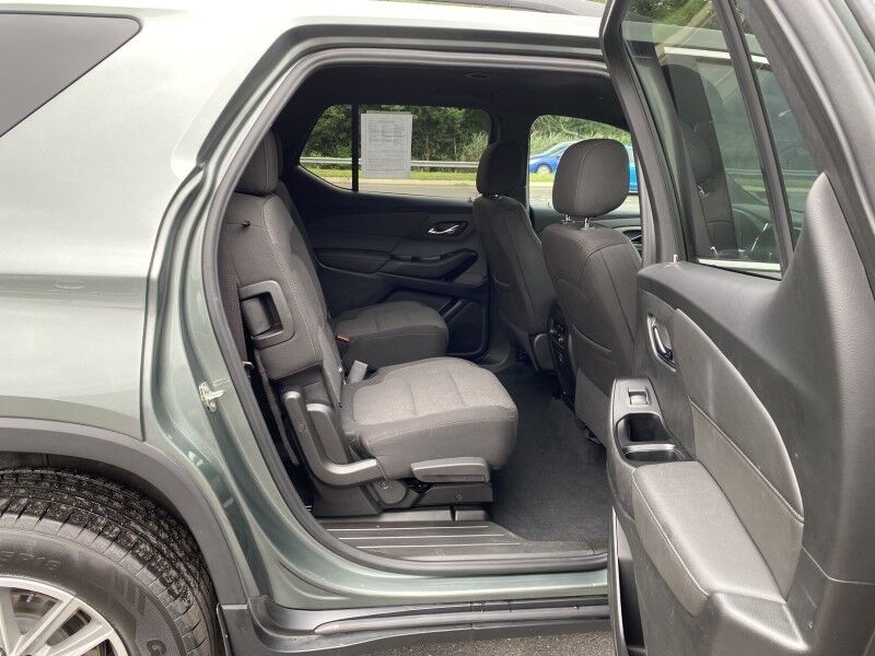 2023 Chevrolet Traverse LT Cloth Bristol  PA