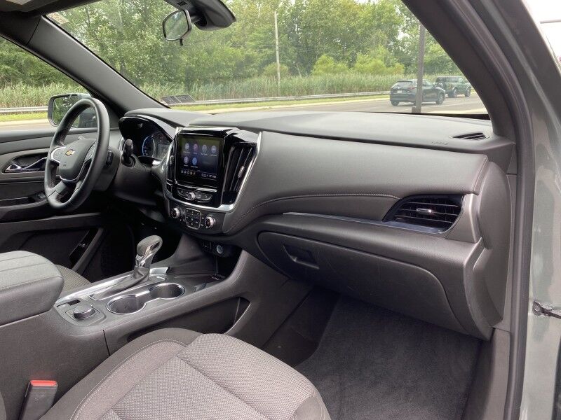 2023 Chevrolet Traverse LT Cloth Bristol  PA