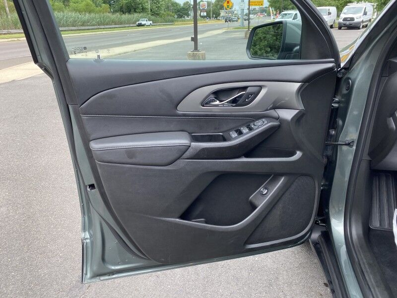 2023 Chevrolet Traverse LT Cloth Bristol  PA