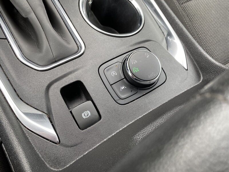 2023 Chevrolet Traverse LT Cloth Bristol  PA