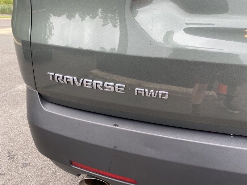 2023 Chevrolet Traverse LT Cloth Bristol  PA