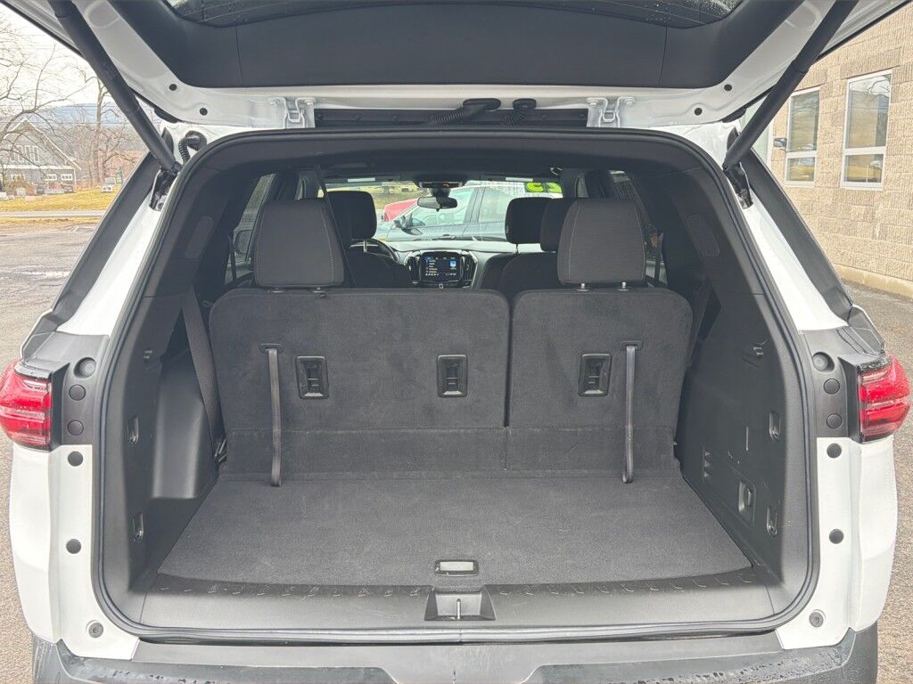 2023 Chevrolet Traverse LT Cloth Cooperstown NY