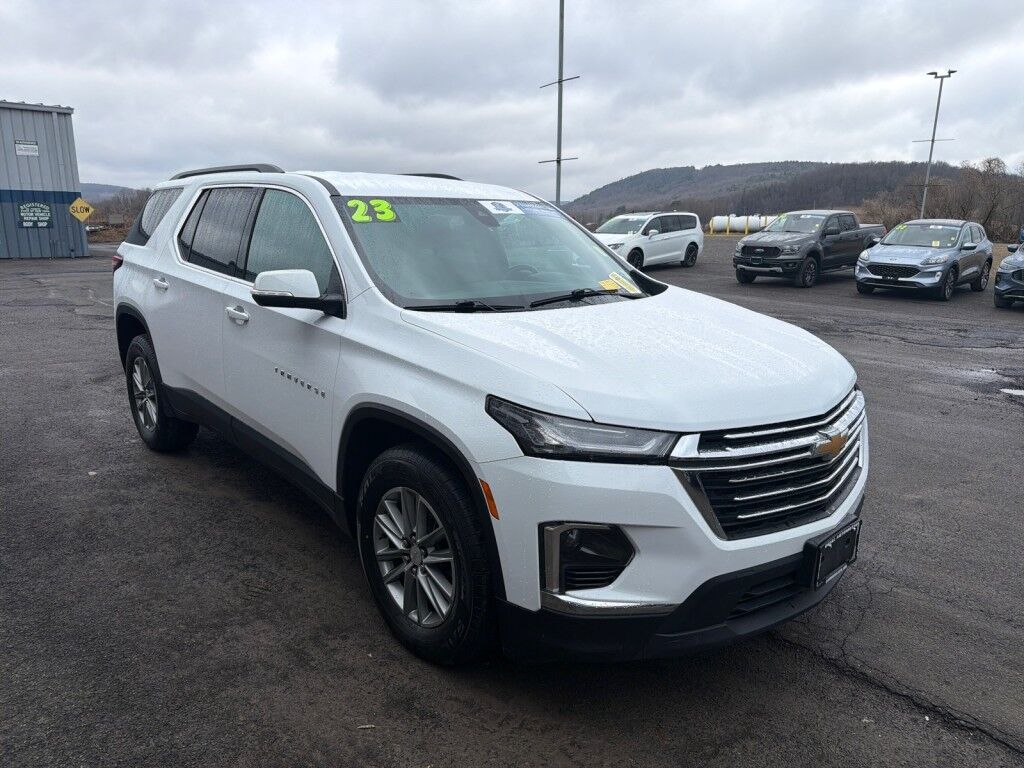 2023 Chevrolet Traverse LT Cloth Cooperstown NY