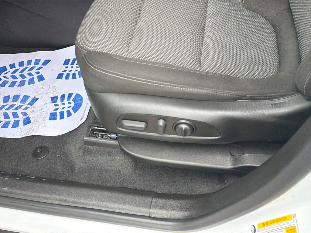 2023 Chevrolet Traverse LT Cloth Cooperstown NY