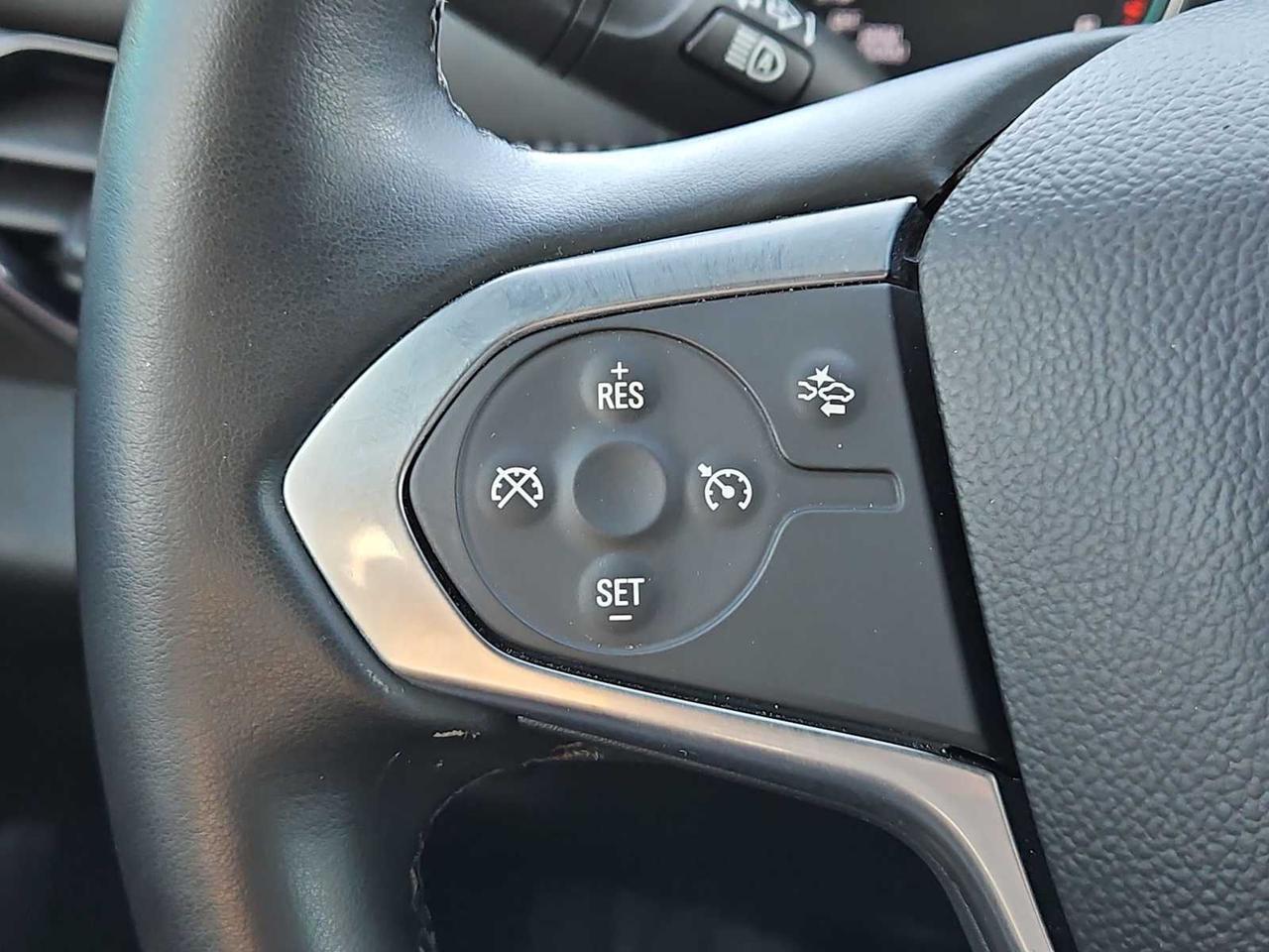 2023 Chevrolet Traverse LT Cloth Irving TX